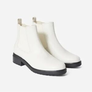 Everlane The Modern Utility Chelsea Boot